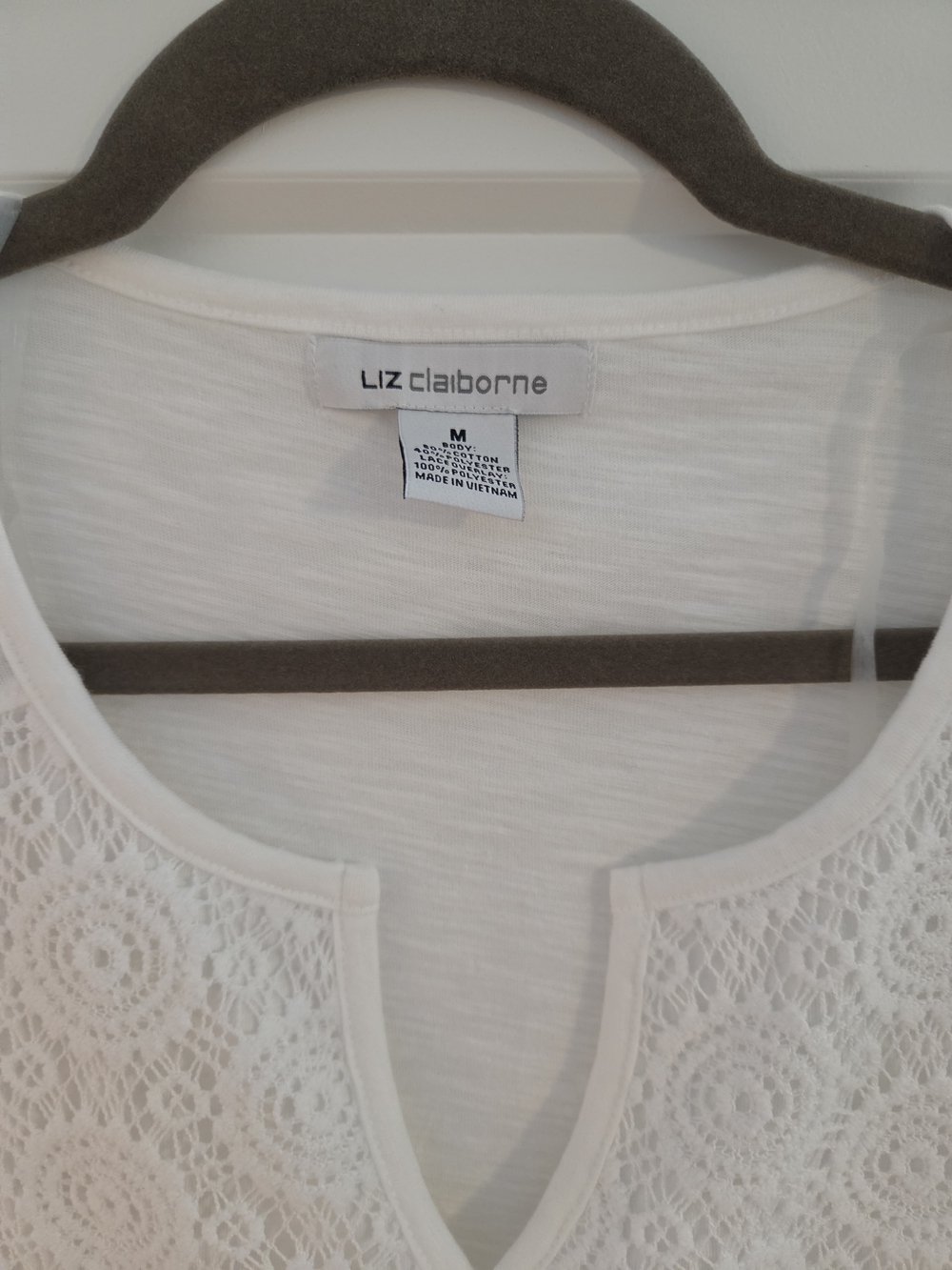 Liz Claiborne White Crochet Cap Sleeve Blouse - Picture 2 of 4